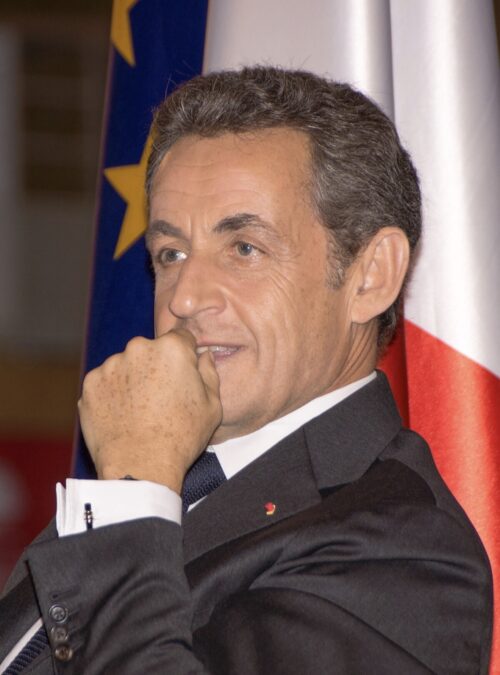 Sarkozy condamné à cinq ans de prison dans l’affaire libyenne : un séisme judiciaire inédit sous la Ve République