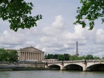 Motions de censure rejetées : Sébastien Lecornu reste en poste, mais sous haute tension politique